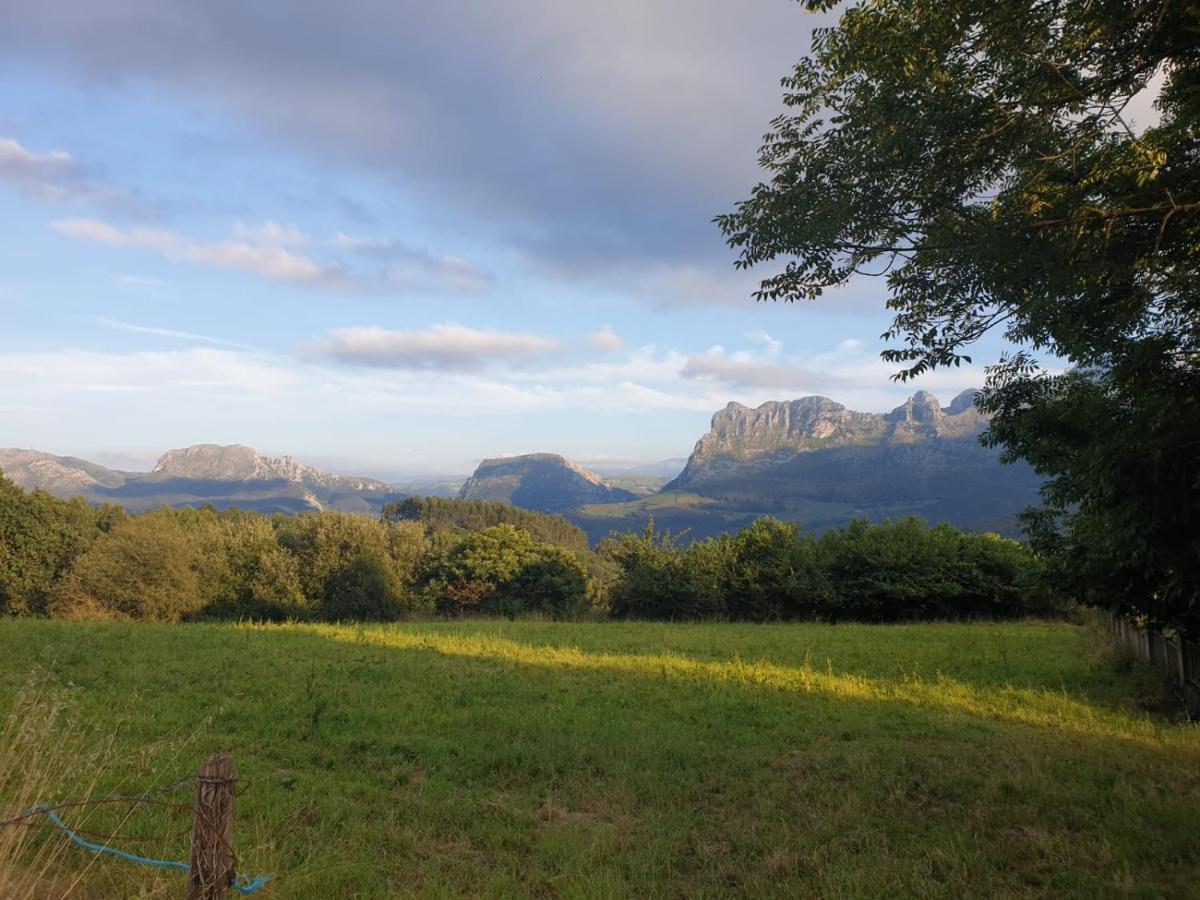 Casamentera Villa Mentera Barruelo Bagian luar foto