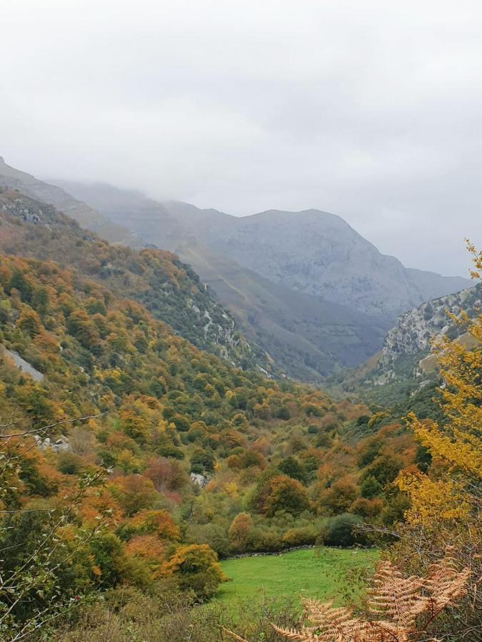 Casamentera Villa Mentera Barruelo Bagian luar foto